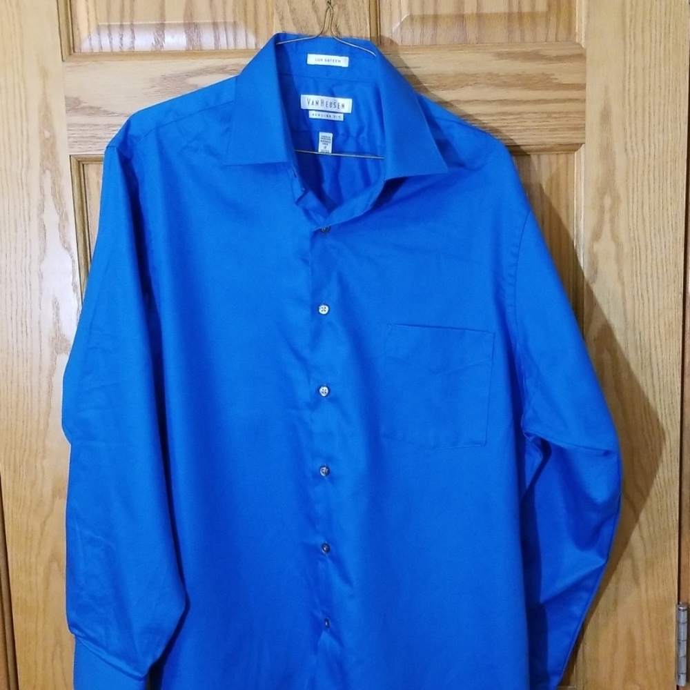 Men's dress shirt